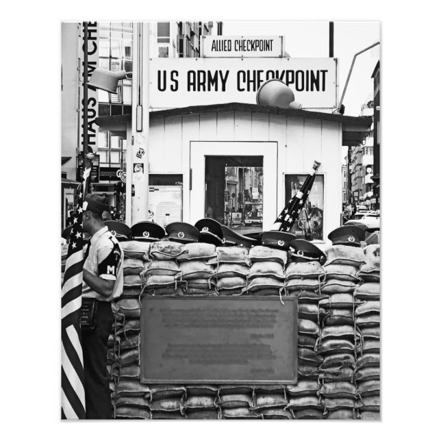 Checkpoint Charlie Berlin Fototryck (Framsidan)