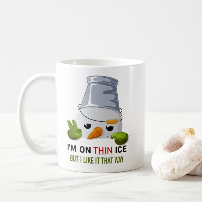 Cheeky Snowman Bucket Head I'm on Thin Ice Humor Kaffemugg (Med munk)