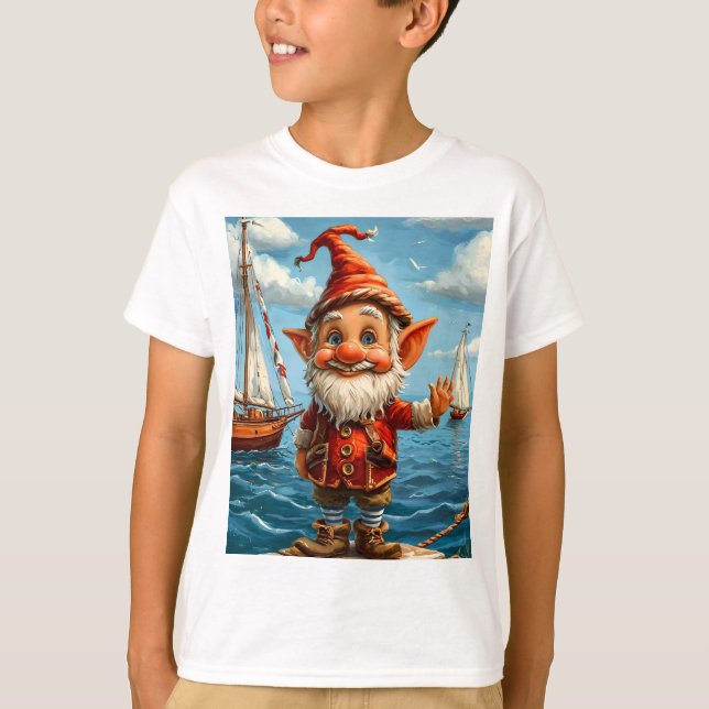Cheerful Sea Gnome: Hälsning vid Pier. T Shirt (Framsida)