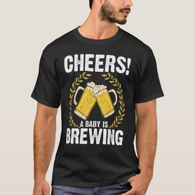 Cheers a baby is brewing Brewing Beer brewer  Baby T Shirt (Framsida)