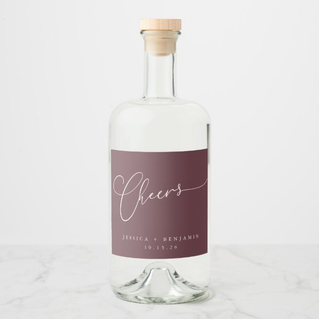 Cheers Minimal Burgundy Script Personligt bröllp Spritflaskor Etikett (Framsida)