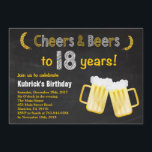 Cheers och Öl 18:e födelsedagsinbjudan Inbjudningar<br><div class="desc">Cheers och Öl 18:e födelsedagsinbjudan. Vuxen Birthday. Öl födelsedag för manar. Svart och vit bakgrund i kritbordet. Om du vill göra ytterligare anpassningar klickar du på knappen "Anpassa" och användor verktyg som är utformat för att ändra mallen.</div>