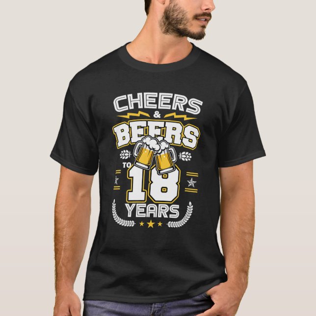 Cheers Öl to 18 Years Funny 18:e födelsedagen T Shirt (Framsida)