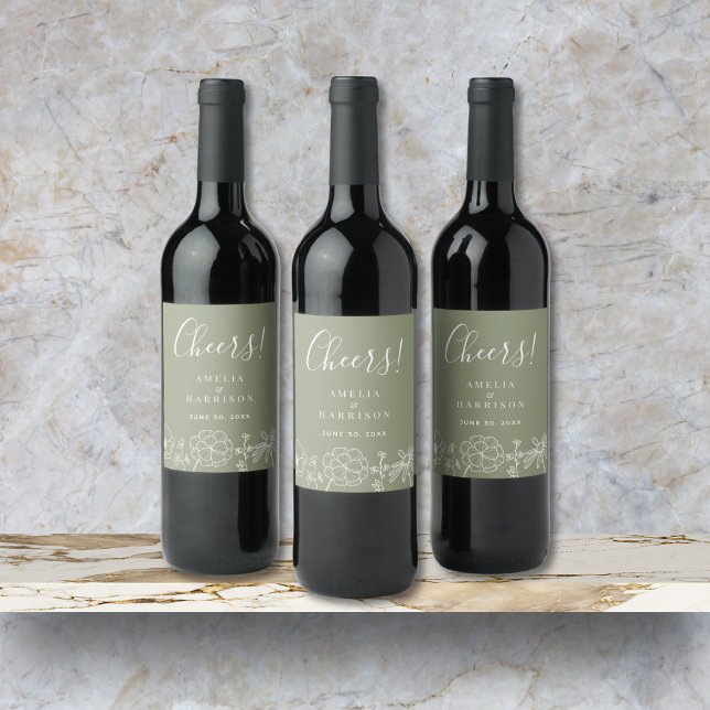 Cheers Sage Grönt Elegant Blommigt Bröllop Vinflaska Etikett (Cheers Sage Green Elegant Wedding Wine Bottle Label with Line Art Flowers, Couple Names, Date.)