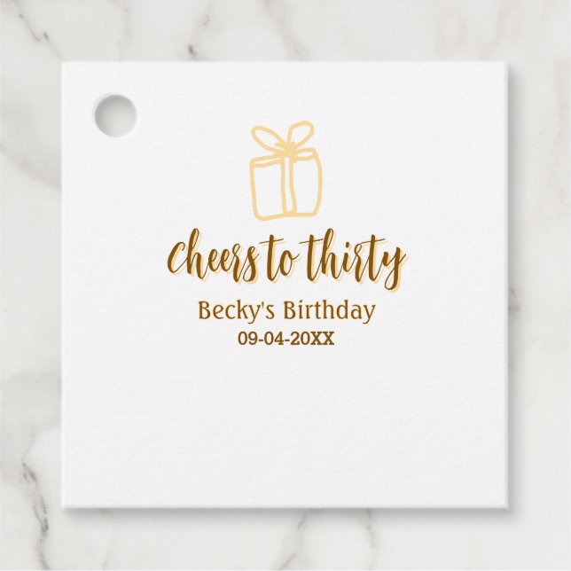 Cheers to thirty yellow brown birthday pastel gift gåvor etiketter (Framsida)