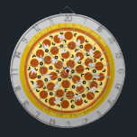 Cheesiest Pappa Pepperoni Pizza w/ Toppings Darttavla<br><div class="desc">Ge pappa har fått pizzan och roligten med den här pizzan med ditt personliga budskap! Lägg till ditt favoritskämt med osten pappa på skorpan eller ditt personliga meddelande till honom. Pizzadesignen är lagrad och kan anpassas efter ditt val av pepperoni, oliver och svamp. Färg av alla pizzor- och toppillustrationer är...</div>