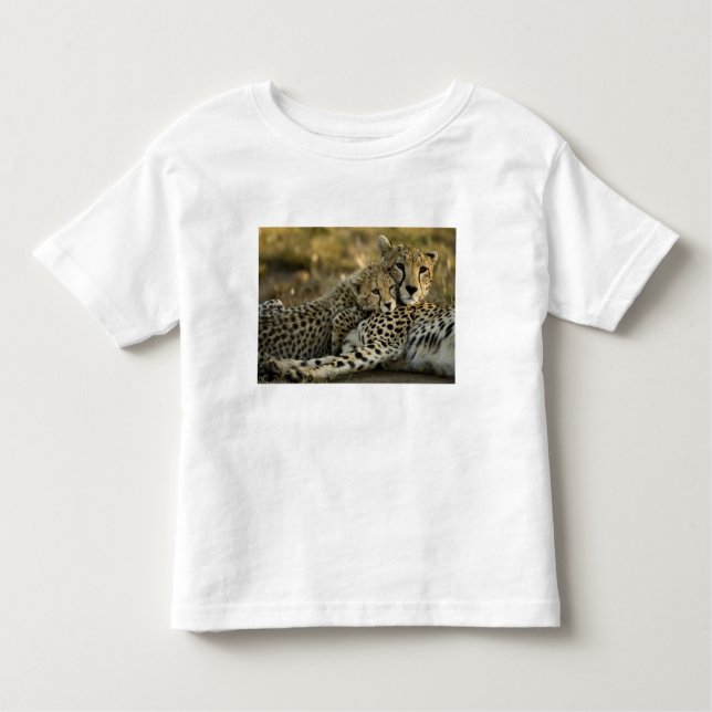 Cheetah, Acinonyx jubatus, med unge i Masai 2 T-shirt (Framsida)