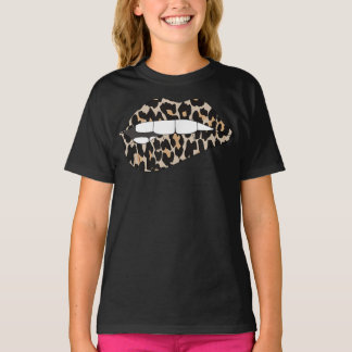 Cheetah Leopard Animal Print Lip Bita T-Shirt