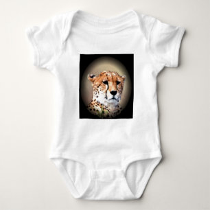Cheetah Porträtt by Full Moon: Naturens Grace T-shirt