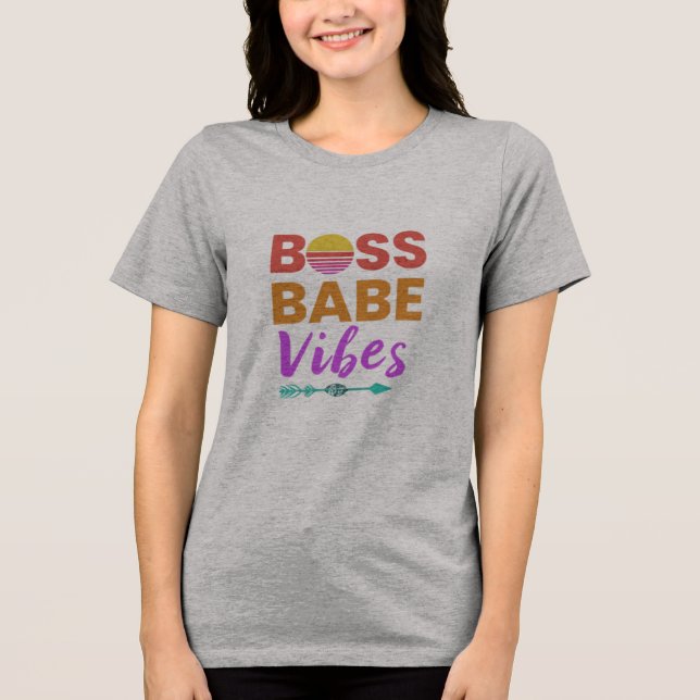 Chef Babe Vibes Empowerering Tee (Framsida)