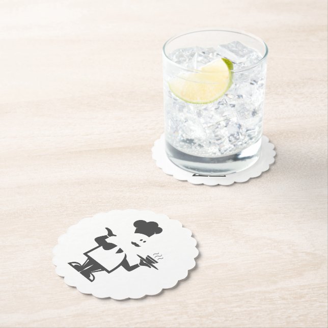 Chef som håller en skål av soppa underlägg papper (Insitu)