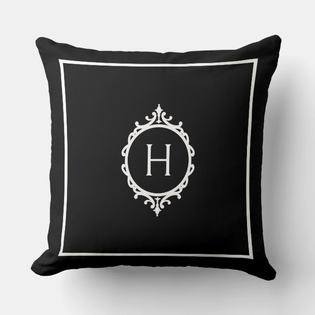 Chelsea Black and White Monogrammed Kudde (Framsida)