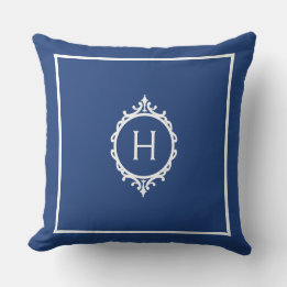 Chelsea Blue och White Monogrammed Dekorativ kudde