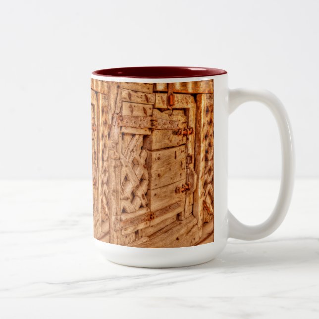 Chepstow Castle Guard Grind Wales, Förenade kungar Två-Tonad Mugg (Höger)