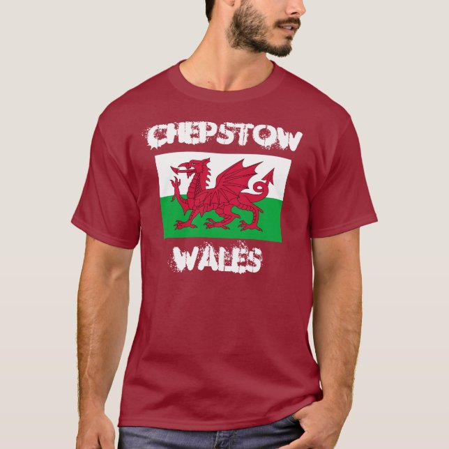 Chepstow, Wales med walesisk flagga T Shirt (Framsida)
