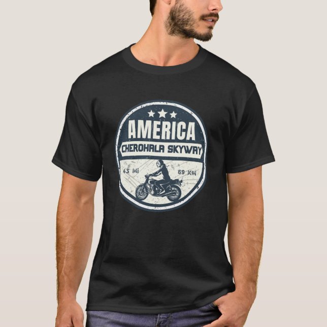 Cherohala Skyway Tennessee till North Carolina T Shirt (Framsida)