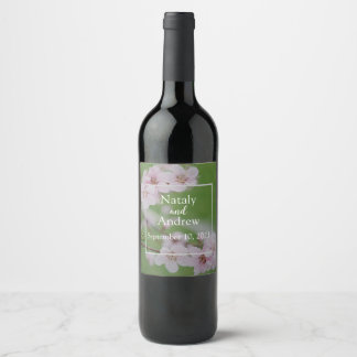 Cherry-blommor på gröntens bakgrund Blommigt Bröll Vinflaska Etikett