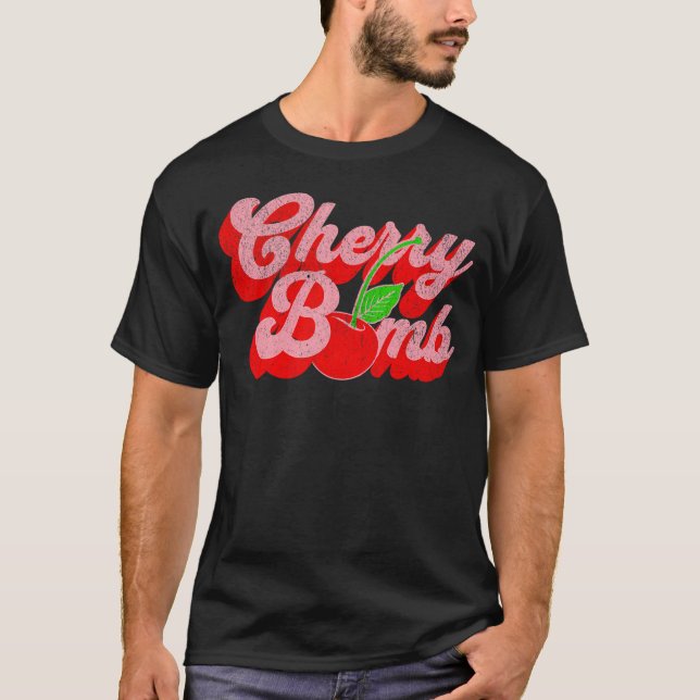 Cherry Bomb 70S Cute T Shirt (Framsida)