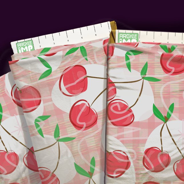 Cherry Cherry Gingham Tyg (close-up with ruler)