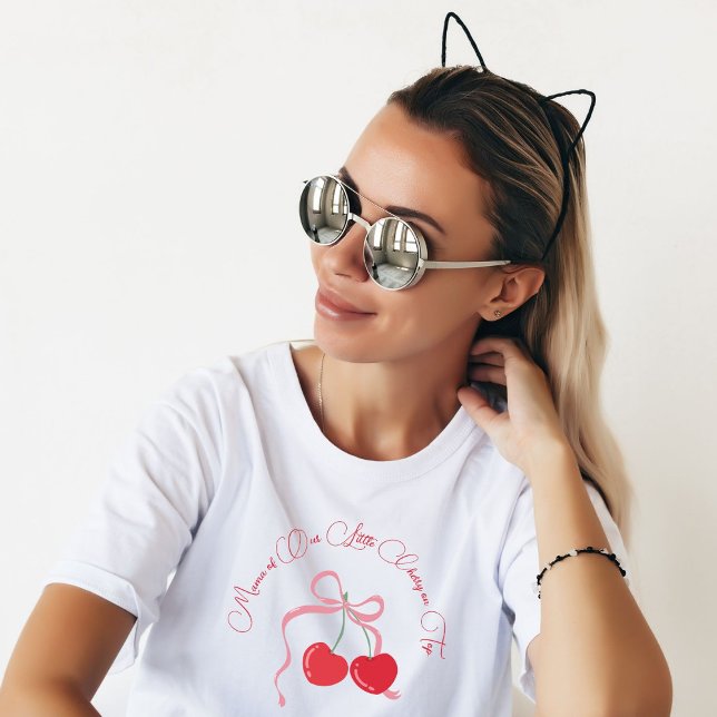 Cherry on Top Rosa Bow Mor Birthday T-shirt (Skapare uppladdad)