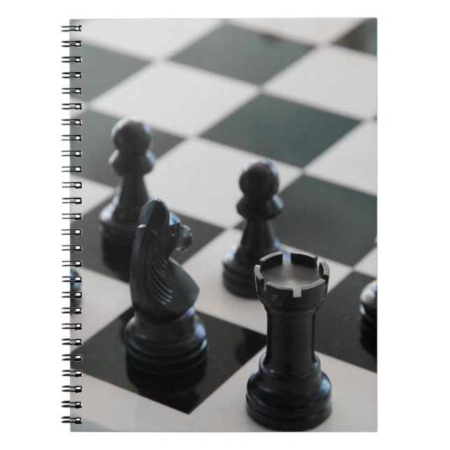 Chess Board och Biet Notebook Anteckningsbok (Framsidan)