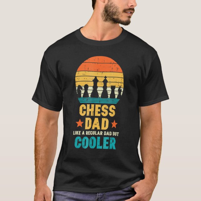 Chess Dad Regular But Cooler Retro Fathers Day T Shirt (Framsida)