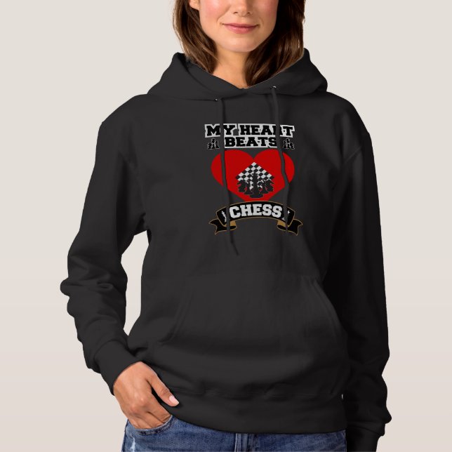Chess Heart Delar Strategy Game Kärlek Passion T Shirt (Framsida)