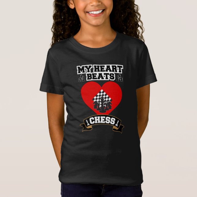 Chess Heart Delar Strategy Game Kärlek Passion T Shirt (Framsida)