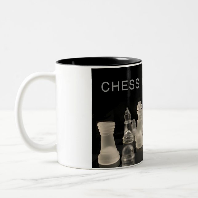Chess Mugg i Black and White. (Vänster)