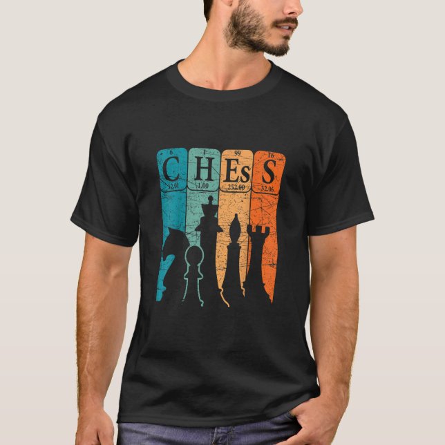 Chess Periodic Bord Inslag Nerd Chess Player Vi T Shirt (Framsida)