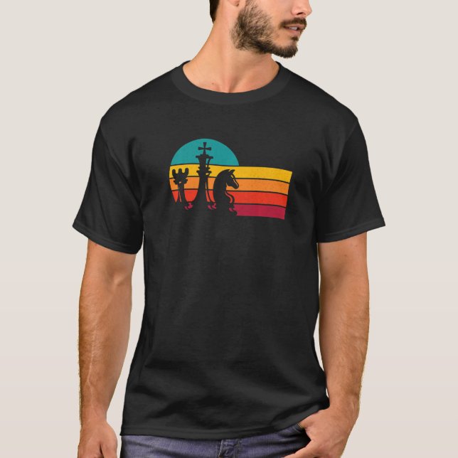 Chess Retro Graphic Chess Player Checkmate Board G T Shirt (Framsida)