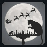 Chess Santa Full Moon Cat and Mouse Game-jul Fyrkantigt Klistermärke<br><div class="desc">Den här Chess-teman med juldekalen i helgdag har en silhuette-katt och ett musspel i ljuset av måne med Santa,  hans själ och renar som flyger förbi.</div>