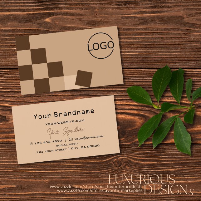 Chessboard Beige och Brown Modern med Logotyp Cool Visitkort (Skapare uppladdad)