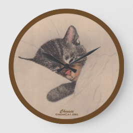 Chessie the Sleeping Kitten Wall Clock (sepia) Stor Klocka