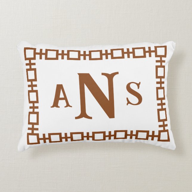 Chestnut Brown Square Grekiska Nyckel Monogram Prydnadskudde (Framsidan)