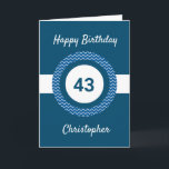 Chevron Blue 43rd Birthday Card Kort<br><div class="desc">Ett blått 43-dagarskort i personligen,  som du lätt kan anpassa med namn på kortets framsida. Du kan också anpassa insidan av kortmeddelandet om du vill. Det här blåa personligen 43 år gamla kortet för honom skulle göra en underbar keepy.</div>