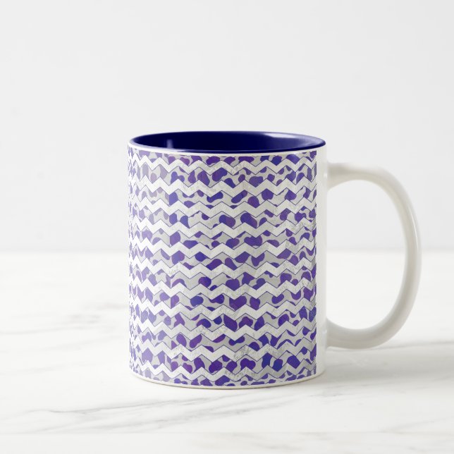 Chevron Dalmatian Lila and White Två-Tonad Mugg (Höger)