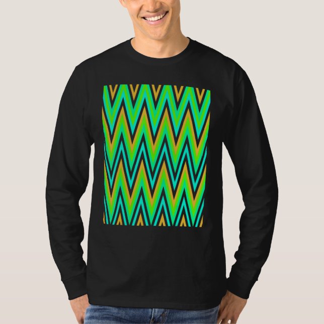 Chevron In Pale Orange Blue Green Zigzags T Shirt (Framsida)