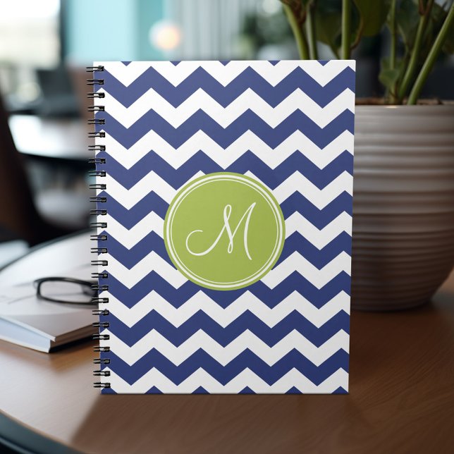 Chevron Mönster med Monogram - flottan Lime Anteckningsbok Med Spiral (Personalized notebook - add your name or other text)