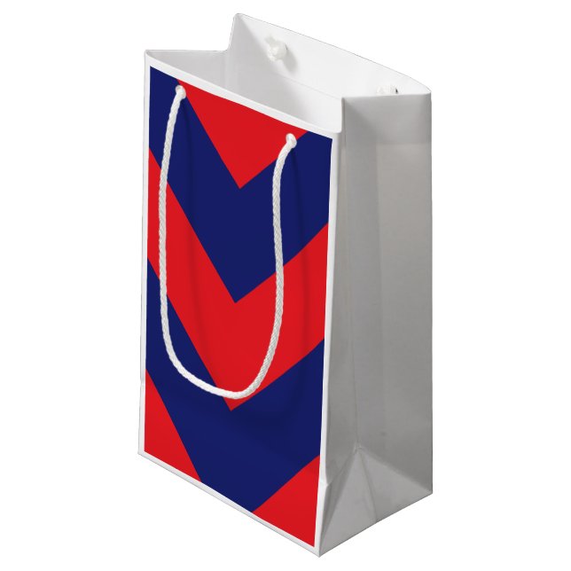 Chevron | Tunga blå och röd | Valfri typ/Storlek | (Framsidan Vinklad)