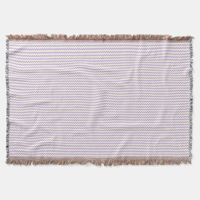 Chevron zigzag mönster lila lilac och kräm mysfilt (Framsidan)