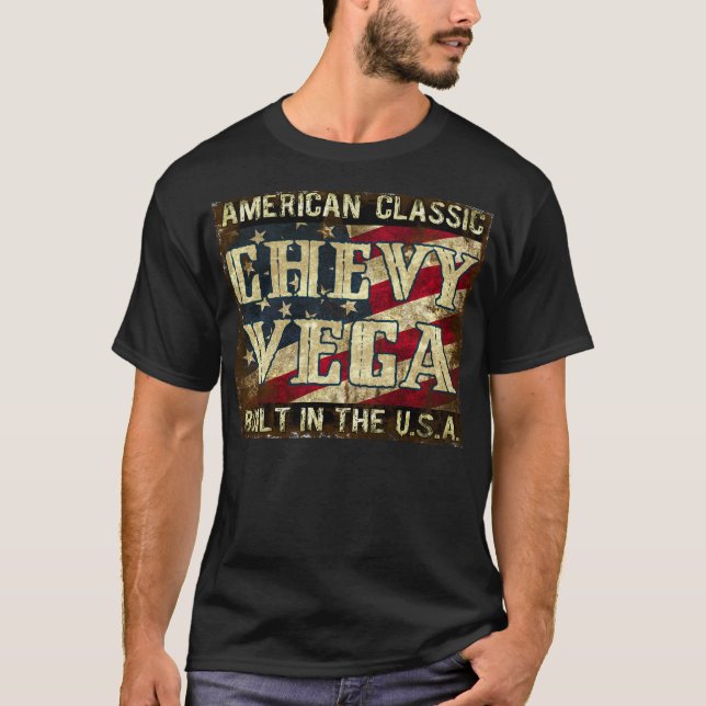 Chevy Vega - klassikerbil som byggas i USA Tee Shirt (Framsida)