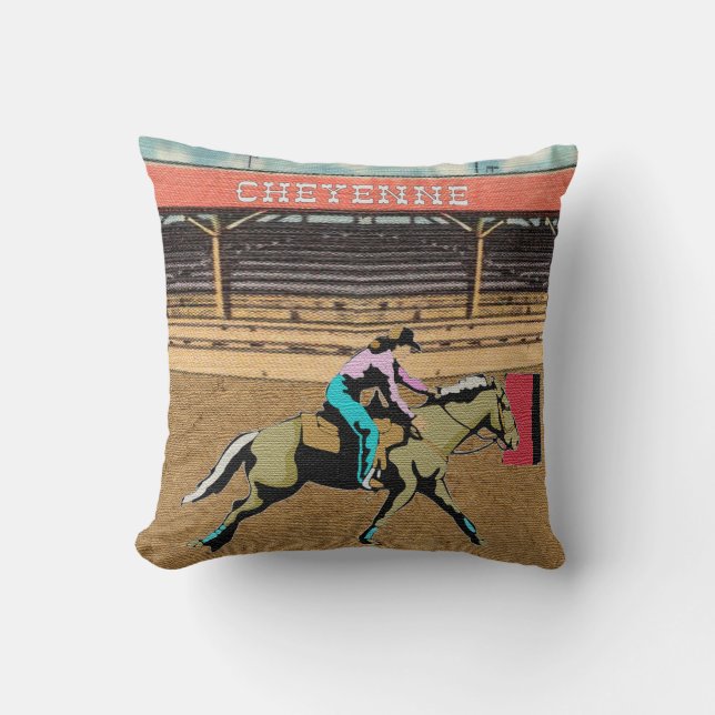 Cheyenne Rodeo Cowgirl Barrel Tävla Pillow Kudde (Framsida)