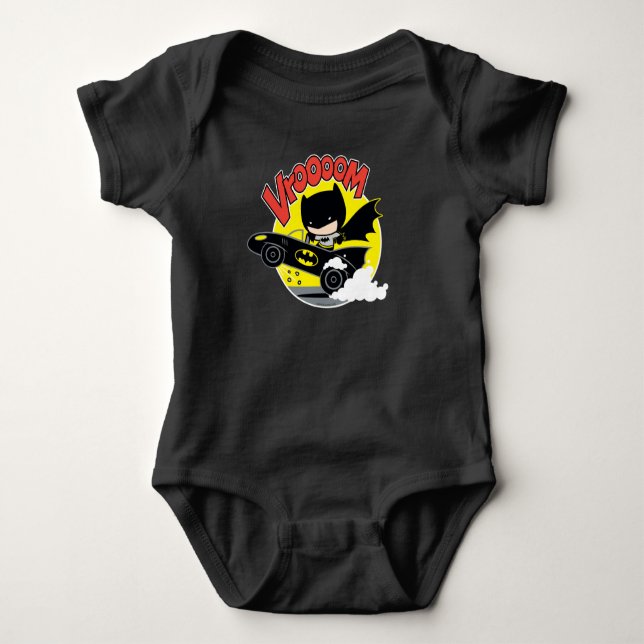 Chibi Batman i Batmobile Tee (Framsida)