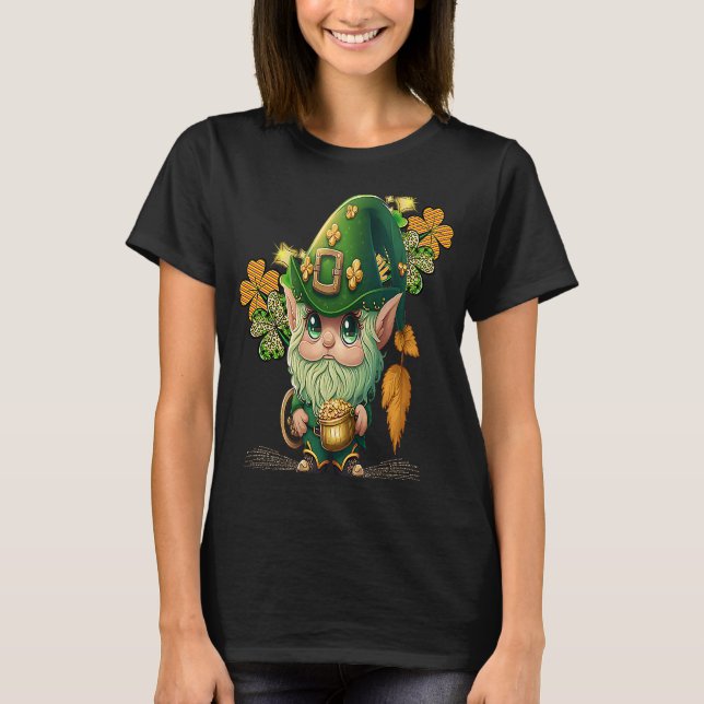 Chibi Gnome Adsible St patrick's day in a Cute C T Shirt (Framsida)