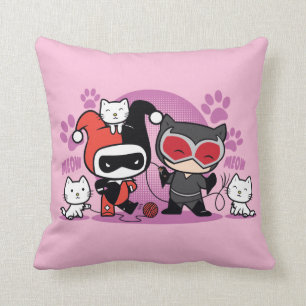 Chibi Harley Quinn och Chibi Catwomen med katter Kudde