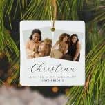 Chic 3 Photo kommer du att bli min Bridesmaid Keep Julgransprydnad Keramik<br><div class="desc">Klassisk, elegant, enkel 3 Photo Bridesmaid Frieri julprydnad - Be din syster, din bestie eller din brud vid bröllop! All text anpassas enkelt med hjälp av mallen som tillhandahålls. Det söta lilla hjärtat färg kan bytas ut mot kostym, ditt färg-schema. Lägg bara till namn, personligt meddelande och datum för bröllop....</div>