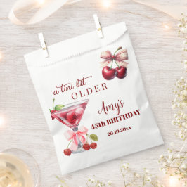 Chic A Tini Bit äldre Cherry Martini 45-årsdag