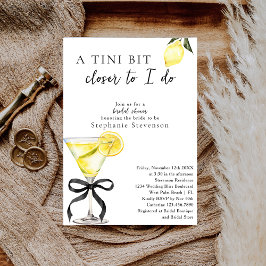 Chic A Tini Bit Closer Lemon Martini Bridal Shower Inbjudningar