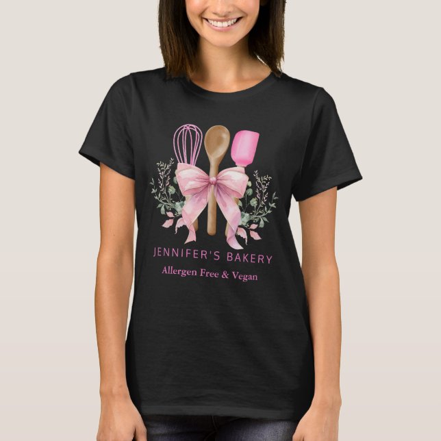 Chic Bakery Pastry Chef Baking Utensils Rosa Bow T Shirt (Framsida)